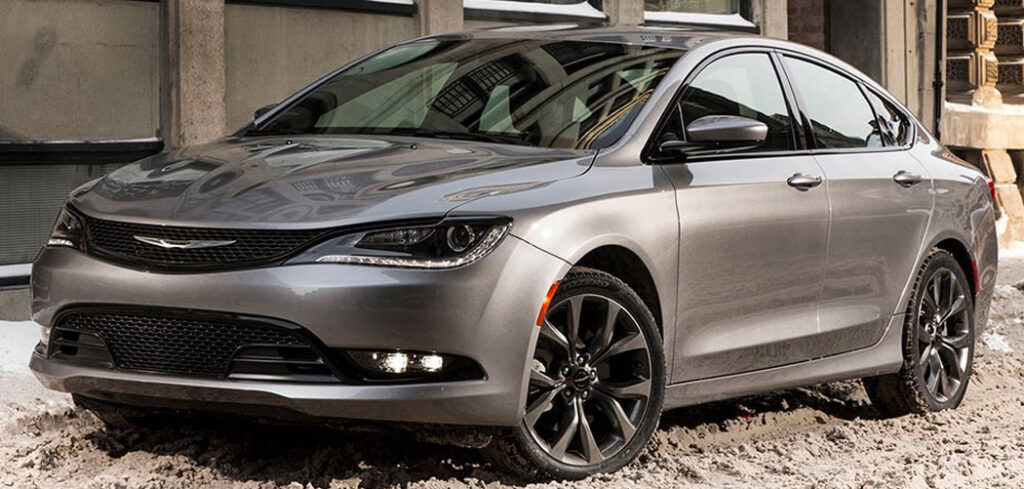 Chrysler 200 Roof Box Featured