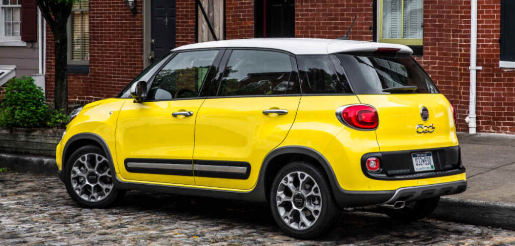 Fiat 500L Roof Box Buyers Guide Featured